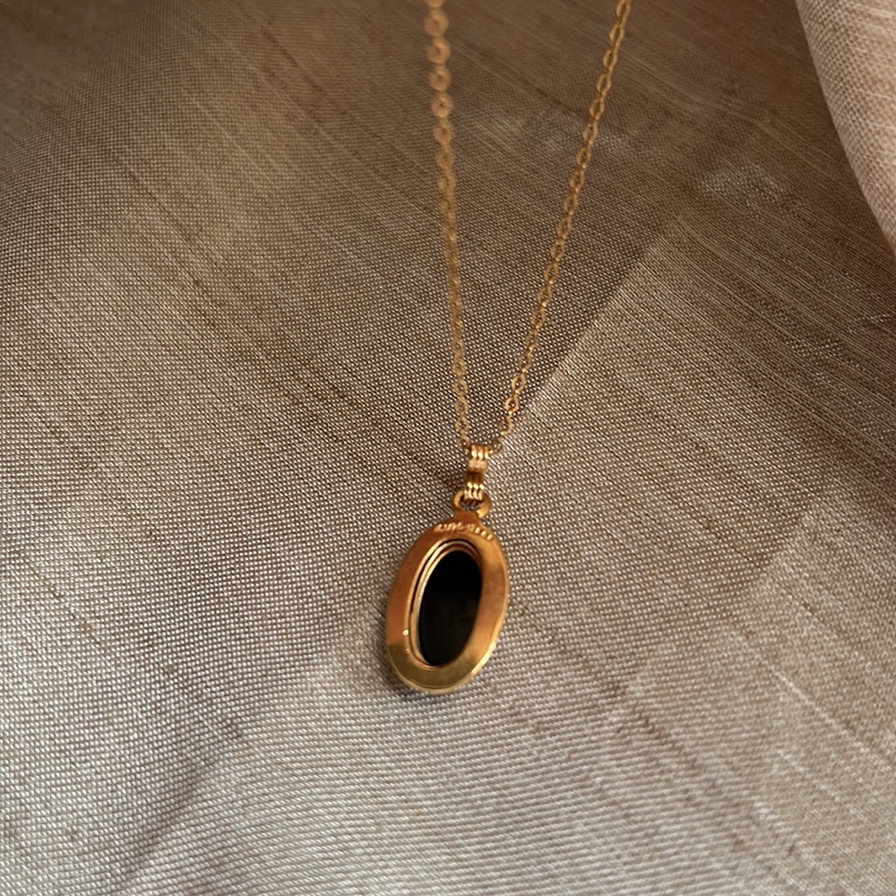 1/20 12k GF necklace black stone - Picture 3 of 4